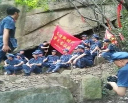 紅安紅色教育培訓(xùn)學(xué)員現(xiàn)場學(xué)習(xí)