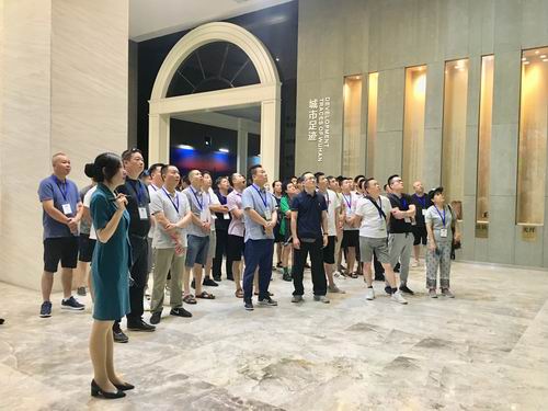 麗水市公安局交通警察支隊民警(職工)素質提升專題培訓班圓滿舉辦(圖2) 麗水市公安局交通警察支隊民警(職工)素質提升專題培訓班圓滿舉辦