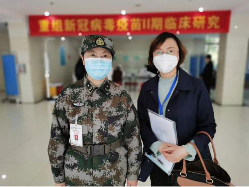 武大教授勇當新冠疫苗志愿者(圖2) 武大教授勇當新冠疫苗志愿者(圖2)
